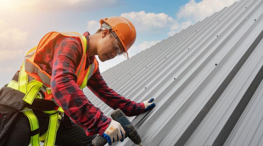 Owens Corning roofing contractor in Coral, MI